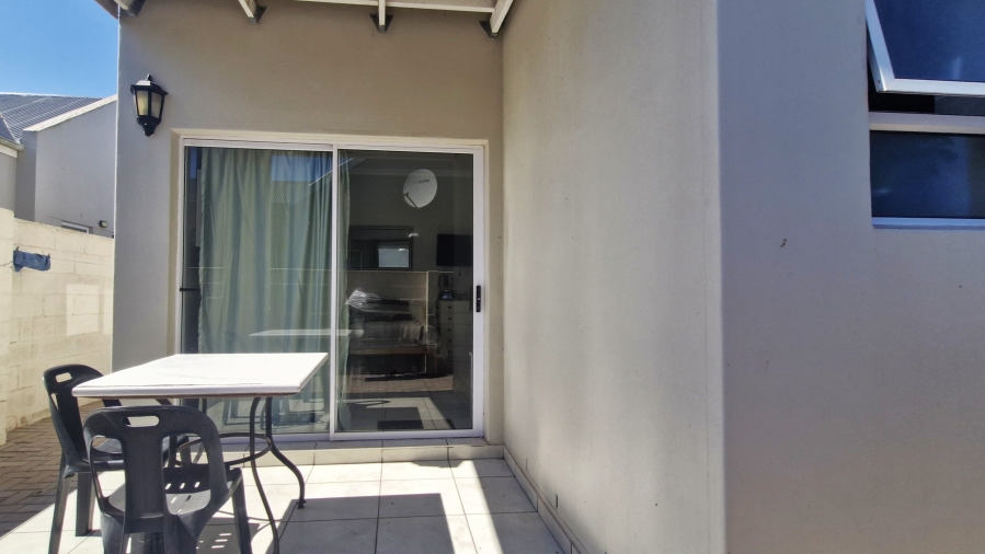 5 Bedroom Property for Sale in Laguna Sands Western Cape